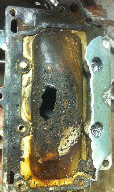 baffle hole